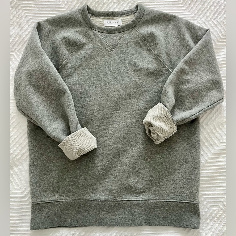Everlane Classic Crewneck in Heather Gray